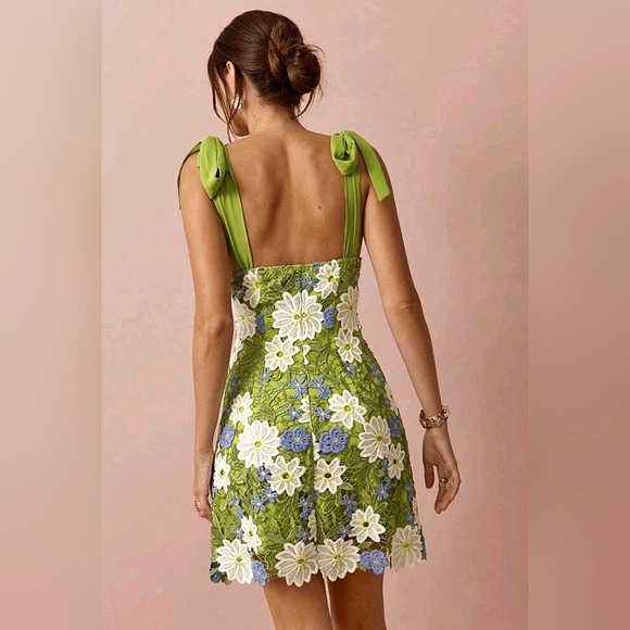 New Chic Embroidered Floral Lace Overlay Tie Strap Short Cami Dress Green White - Picture 5 of 12